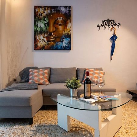 F1 - Santa Croce One Bedroom Apartment For Couples Florence Exterior photo